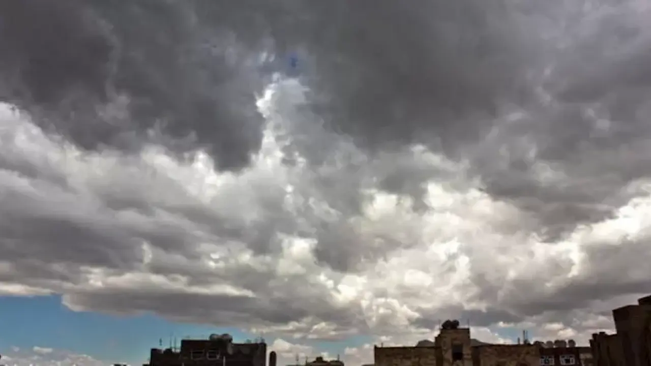 استمرار ارتفاع درجات الحرارة وتحذيرات من ظهور الشبورة في الساعات القادمة